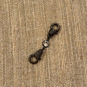 Necklace or bracelet length extender